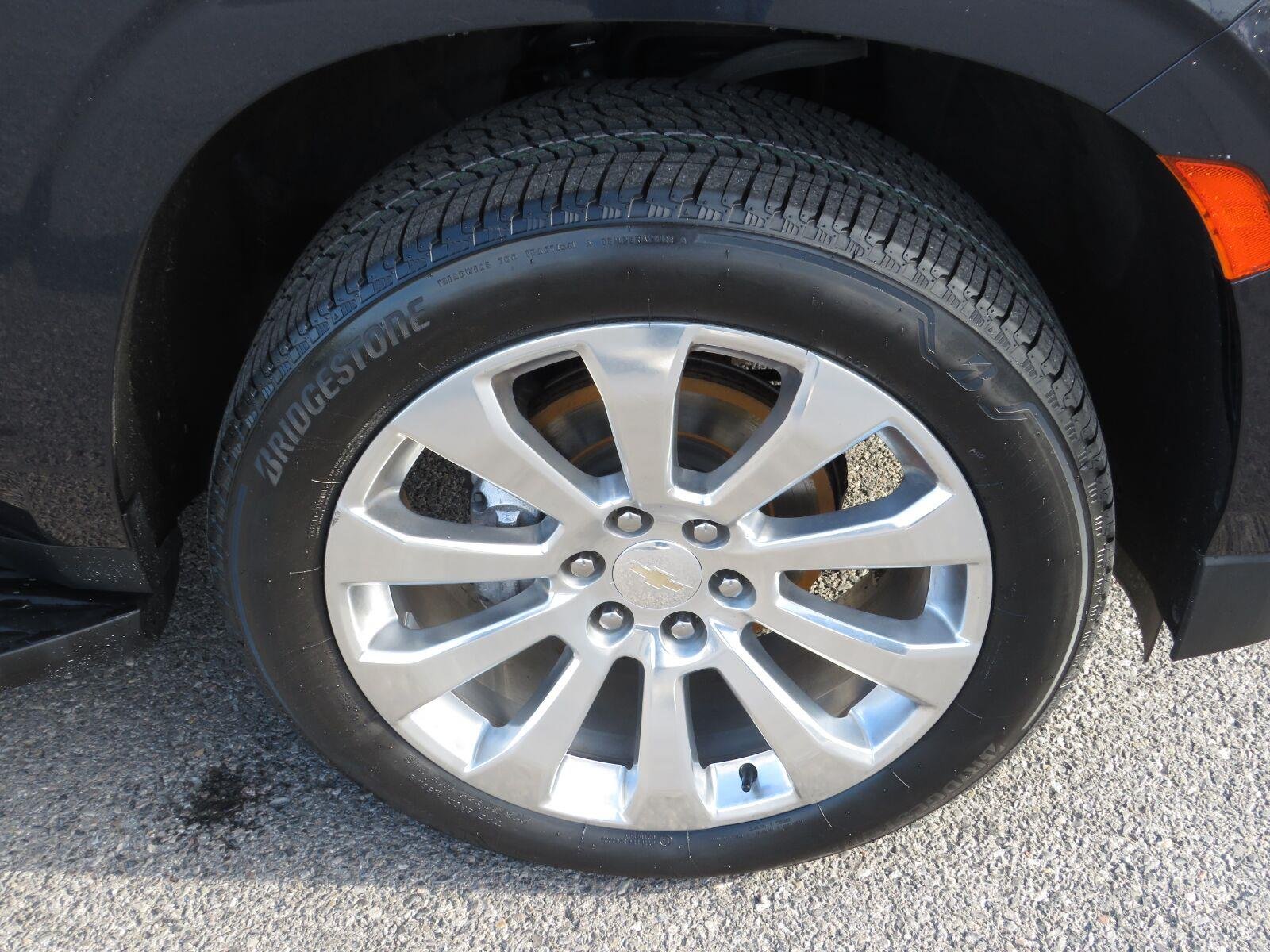 Used 2023 Dark Ash Metallic Chevrolet Premier image 16