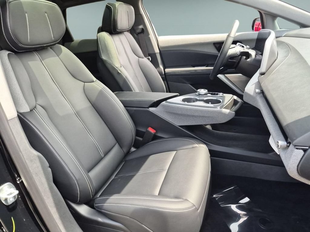 2027 Cadillac OPTIQ Luxury - Photo 27