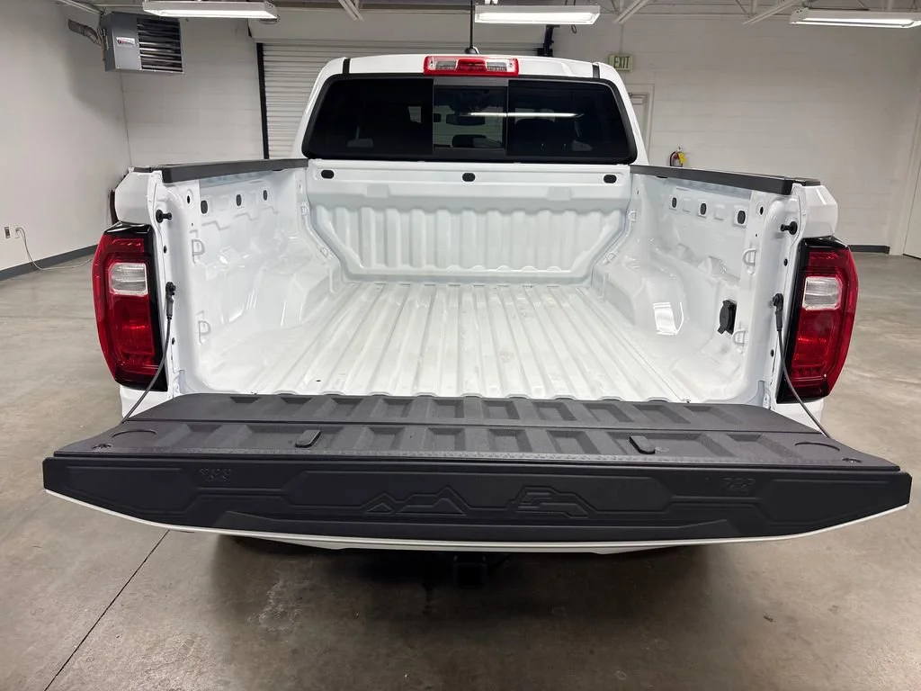New 2026 Summit White GMC Elevation image 17