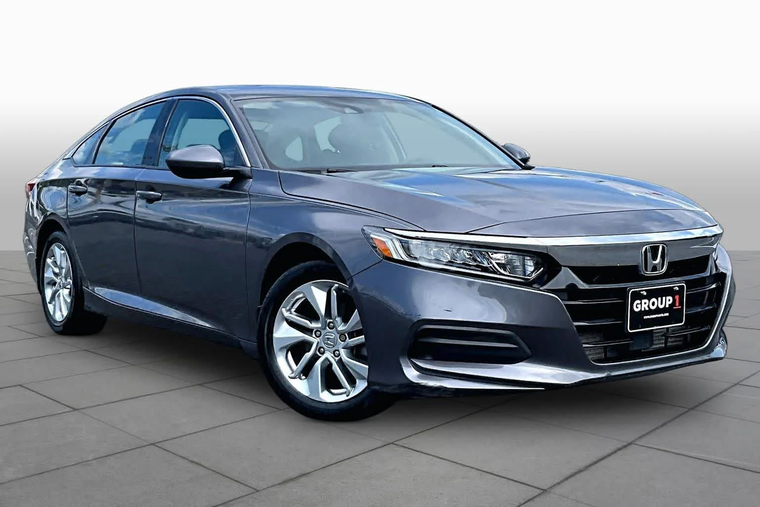Used 2019 Modern Steel Metallic Honda LX 1.5T image 3