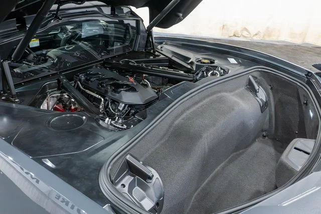 2027 Chevrolet Corvette 2LT - Photo 19