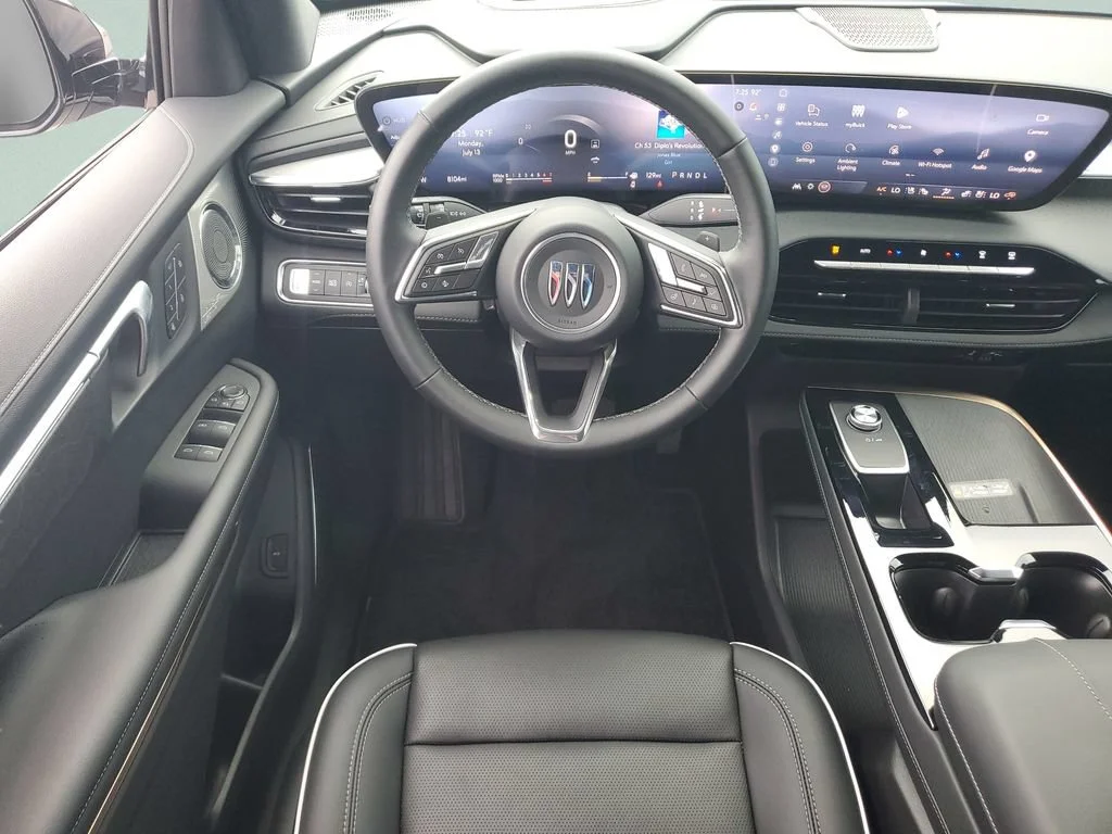 Used 2025 Ebony Twilight Metallic Buick Avenir image 12