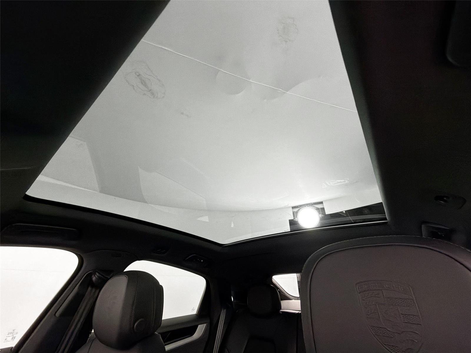 New 2026 Carrara White Metallic Porsche Coupe image 35