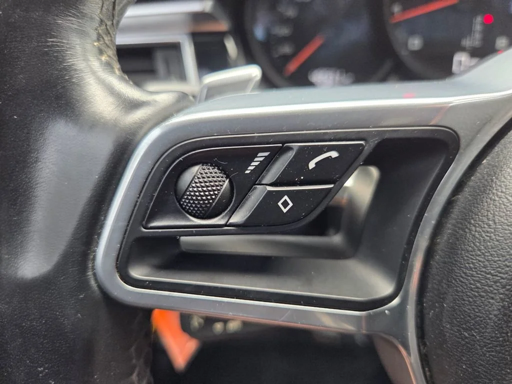 Used 2018 Silver Porsche  image 18