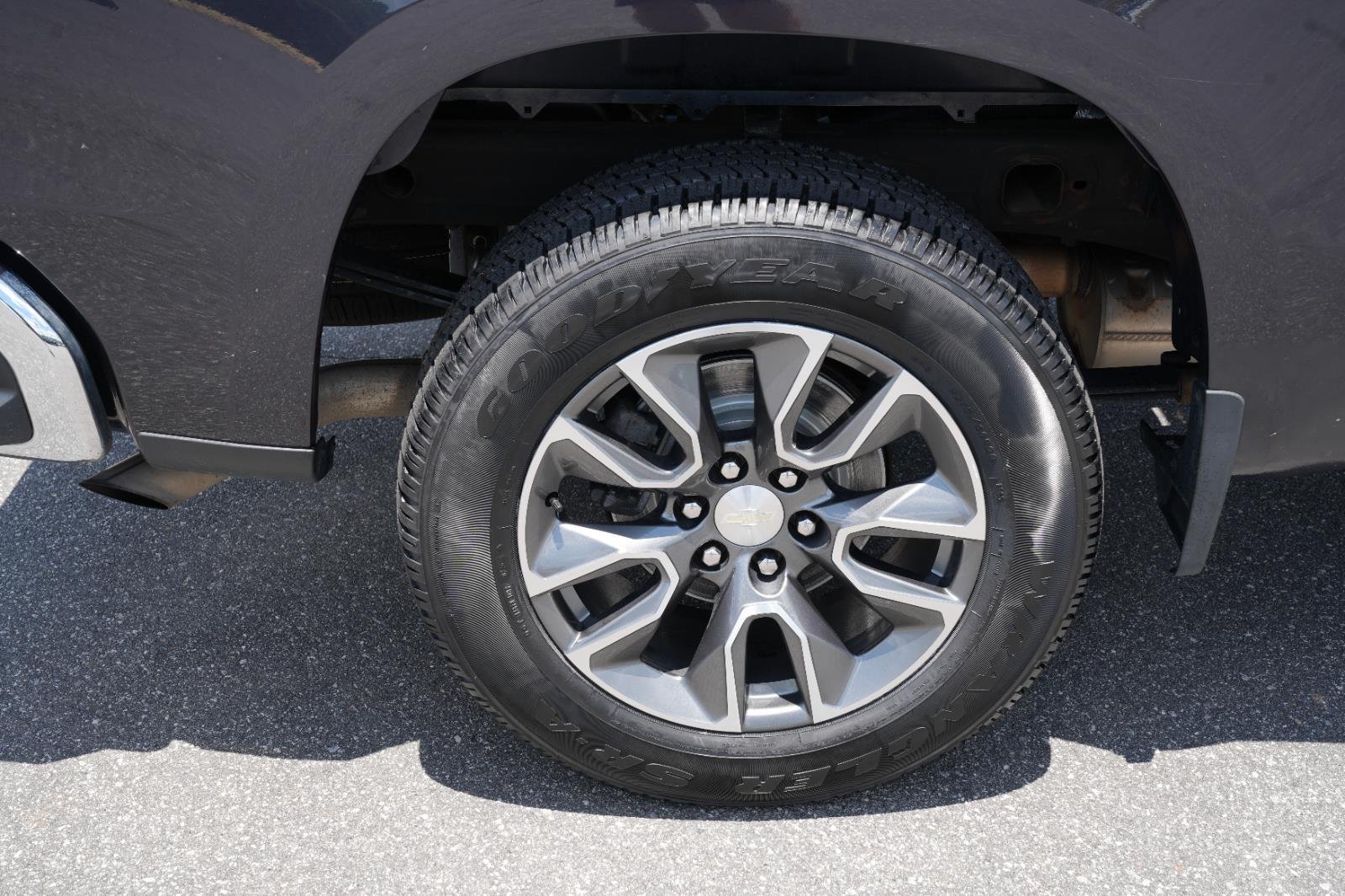Used 2022 Dark Ash Metallic Chevrolet LT (2FL) image 39