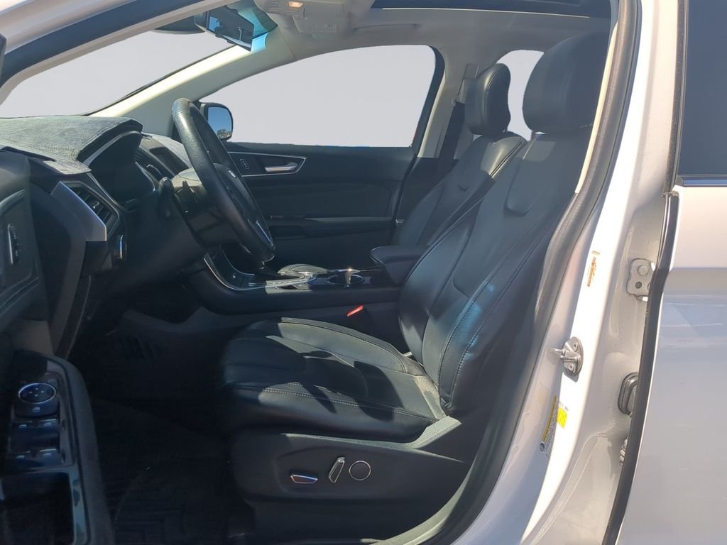 Used 2017 White Ford Titanium image 12
