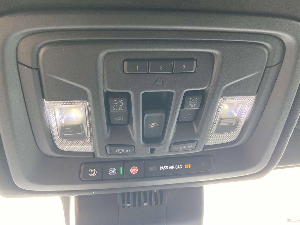 2025 GMC Sierra 1500 AT4X - Photo 24