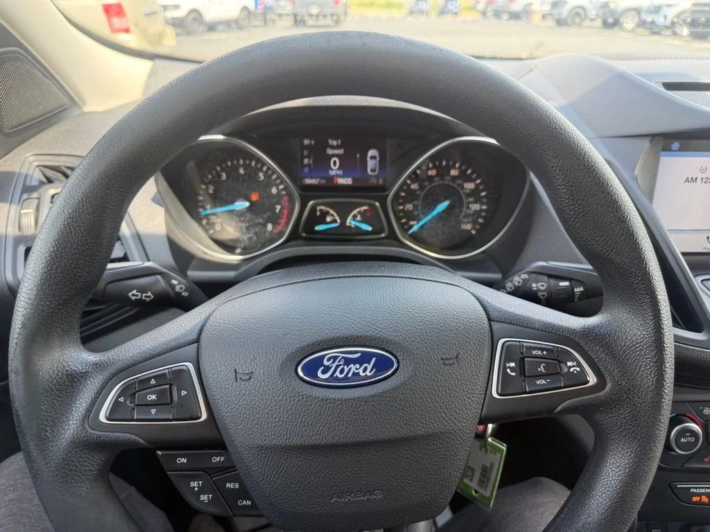 Used 2018 Black Ford SE image 24