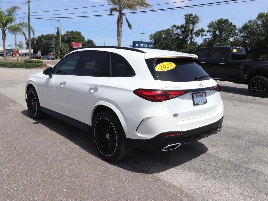 Certified Used 2023 White Mercedes-Benz GLC 300 image 8