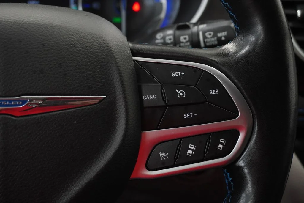 Certified Used 2021 Gray Chrysler Touring L image 38