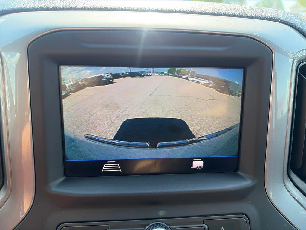 Used 2021 Summit White GMC Base image 20
