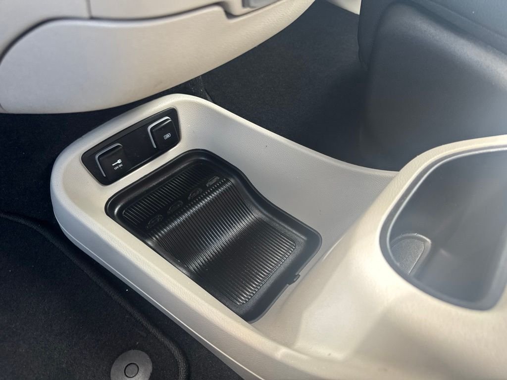 Used 2020 White Chrysler Touring L Plus image 19