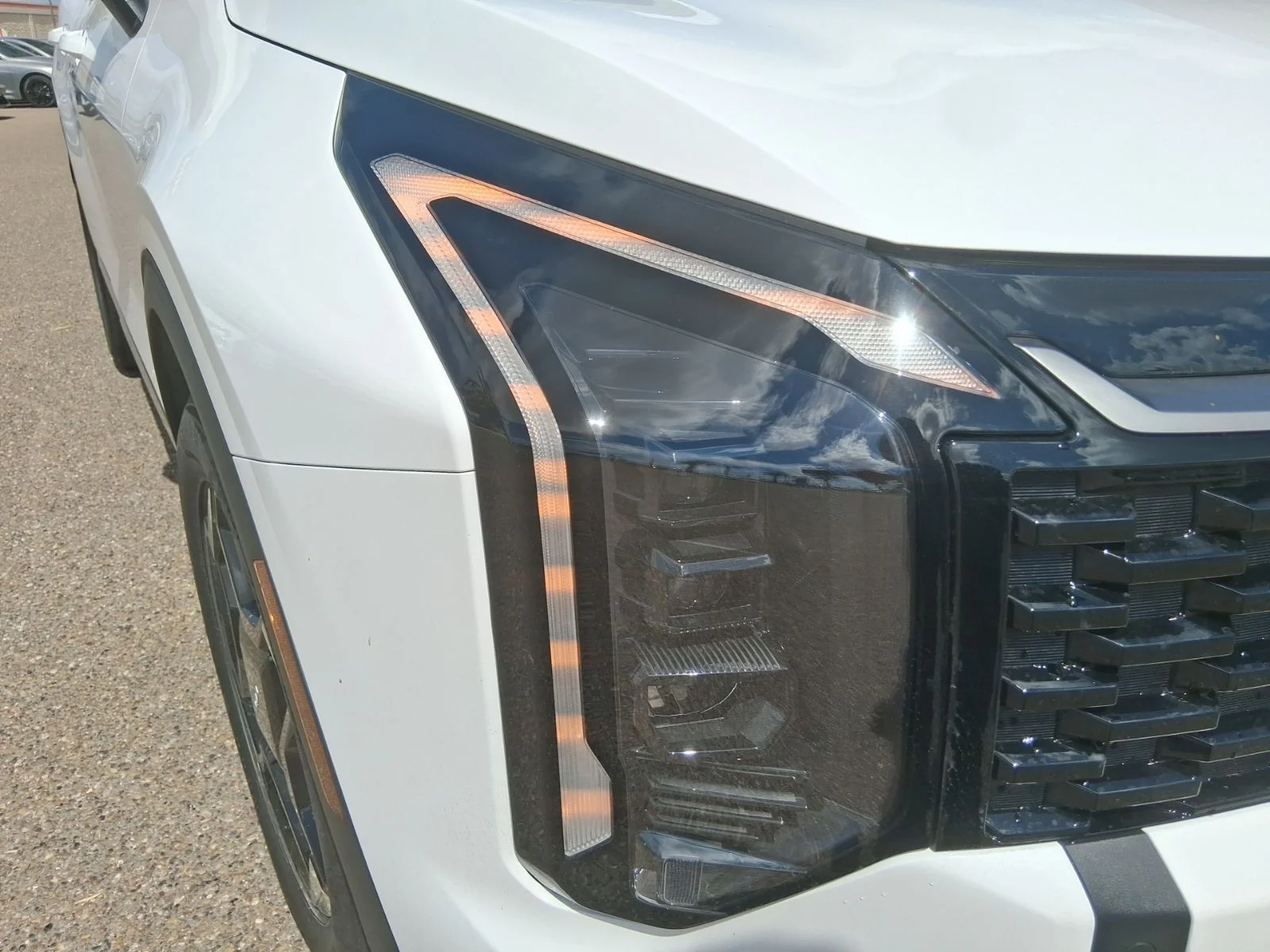 New 2026 White Kia EX image 8
