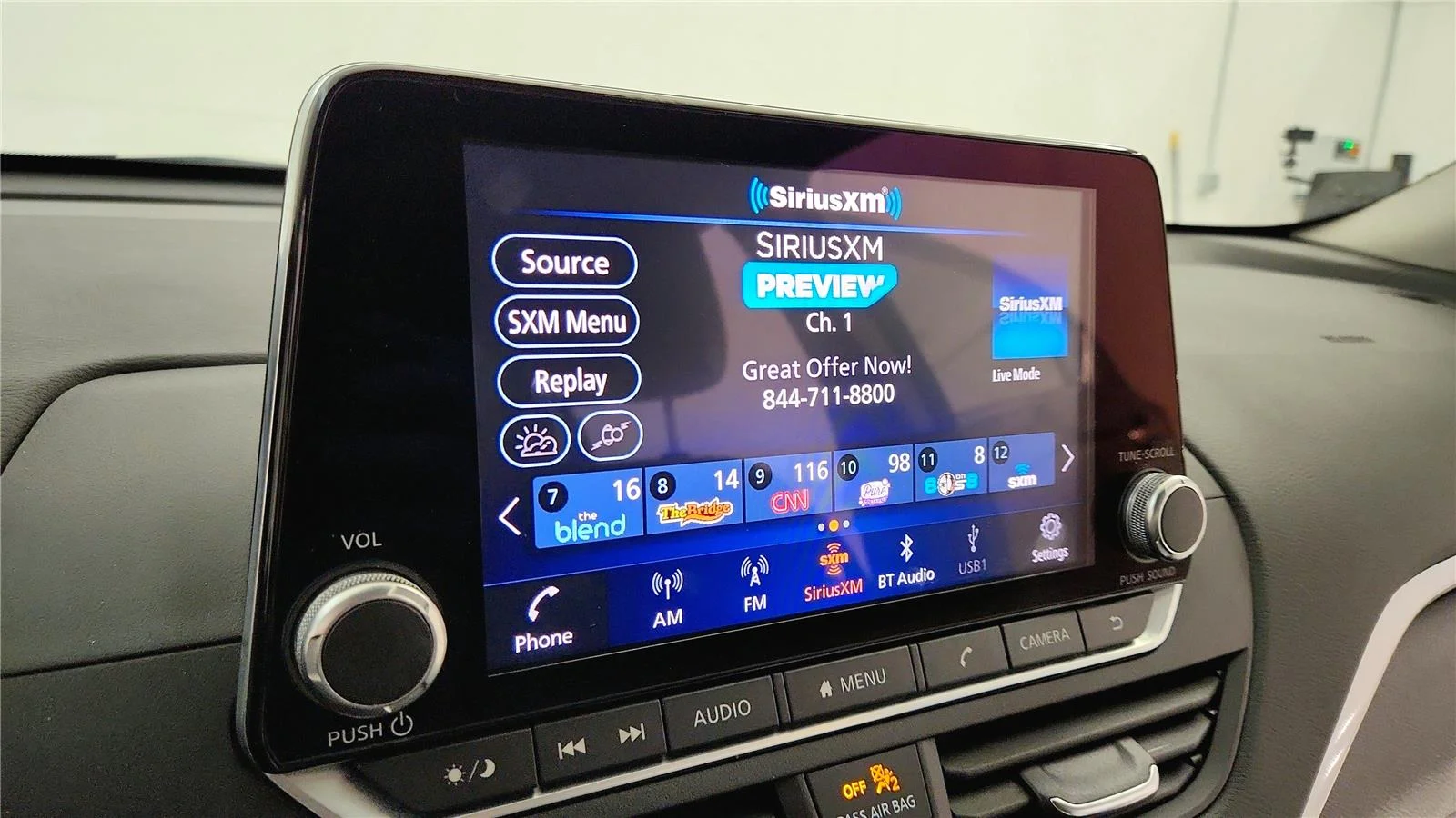 Used 2022 Gun Metallic Nissan 2.5 SV image 28