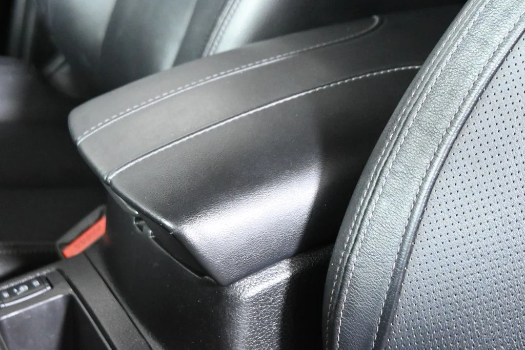 Used 2017 Blue Nissan SL image 25