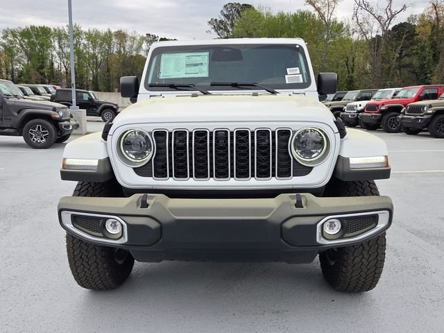 New 2026 Bright White Clear-Coat Exterior Paint Jeep Sahara image 2