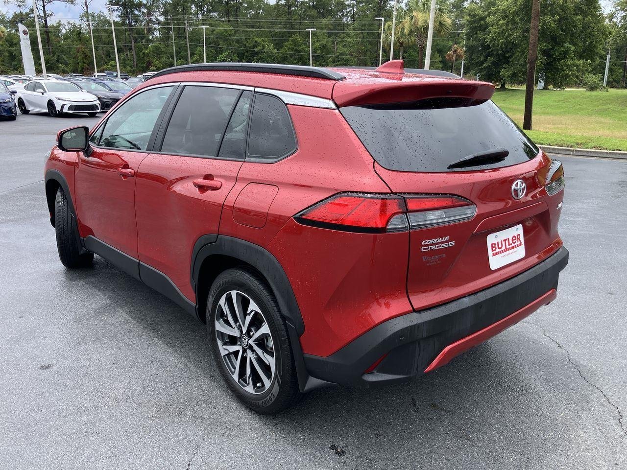 Used 2024 Red (Barcelona Red Metallic) Toyota XLE image 3