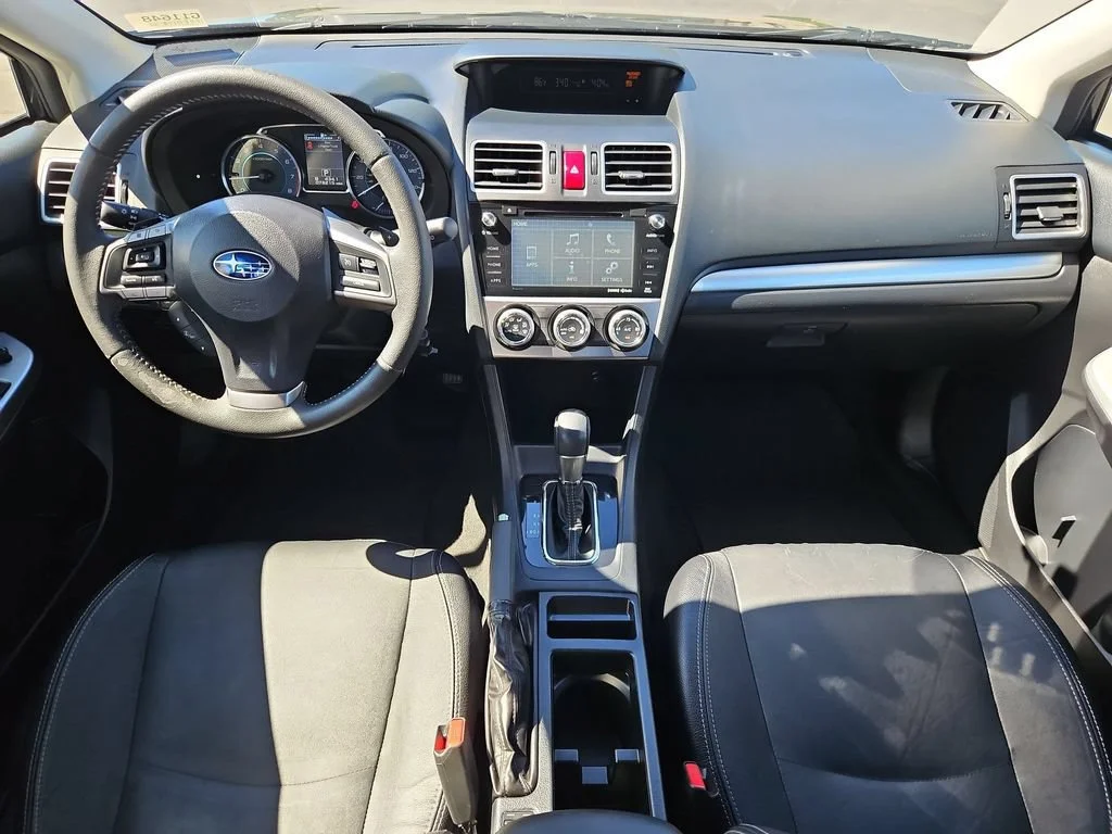 Used 2015  Subaru 2.0i Limited image 22