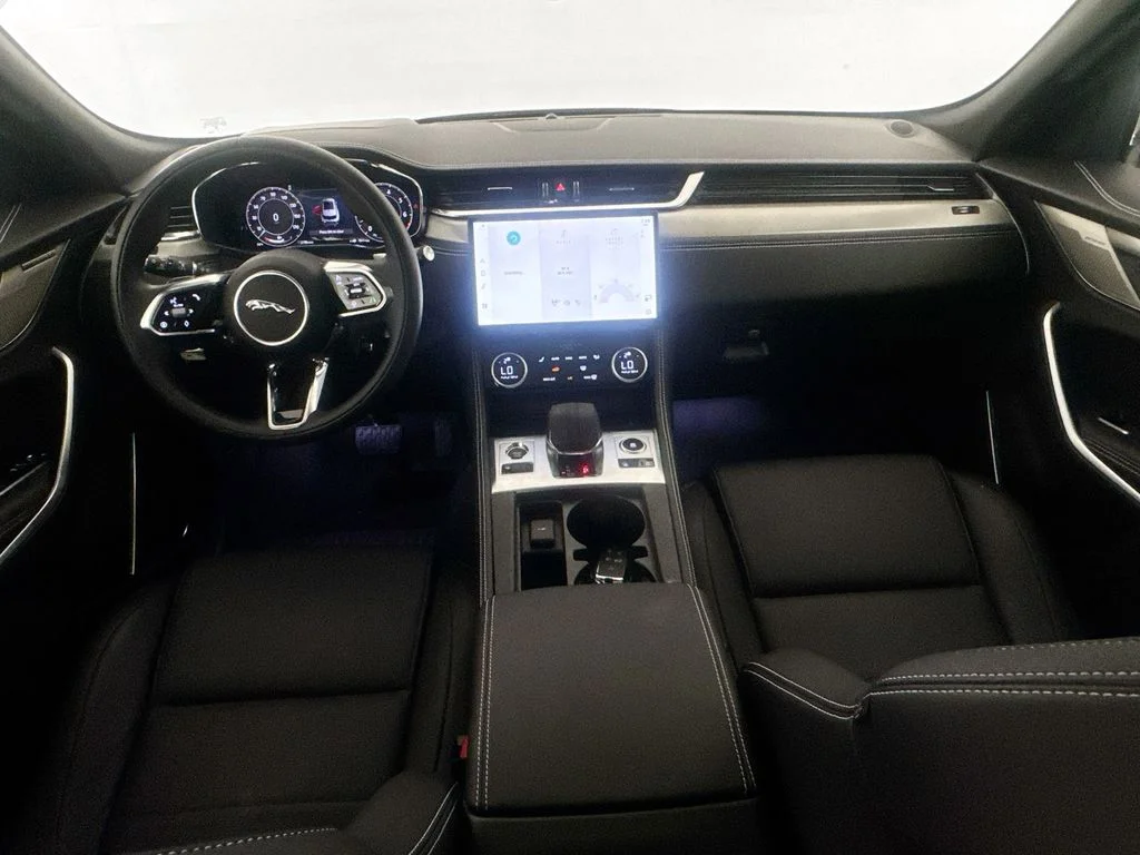 2026 Jaguar F-Pace R-Dynamic S - Photo 24