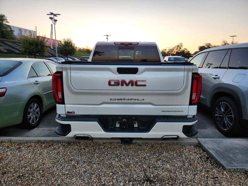 Used 2020 White GMC Denali image 4