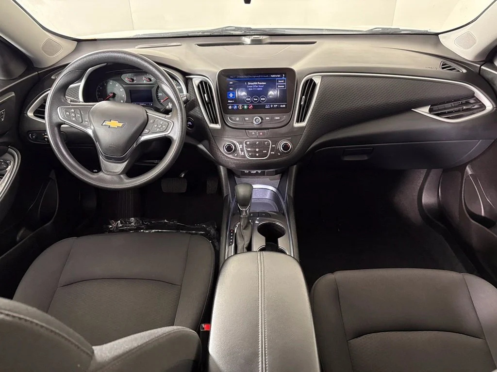 Used 2024 White Chevrolet LT image 30