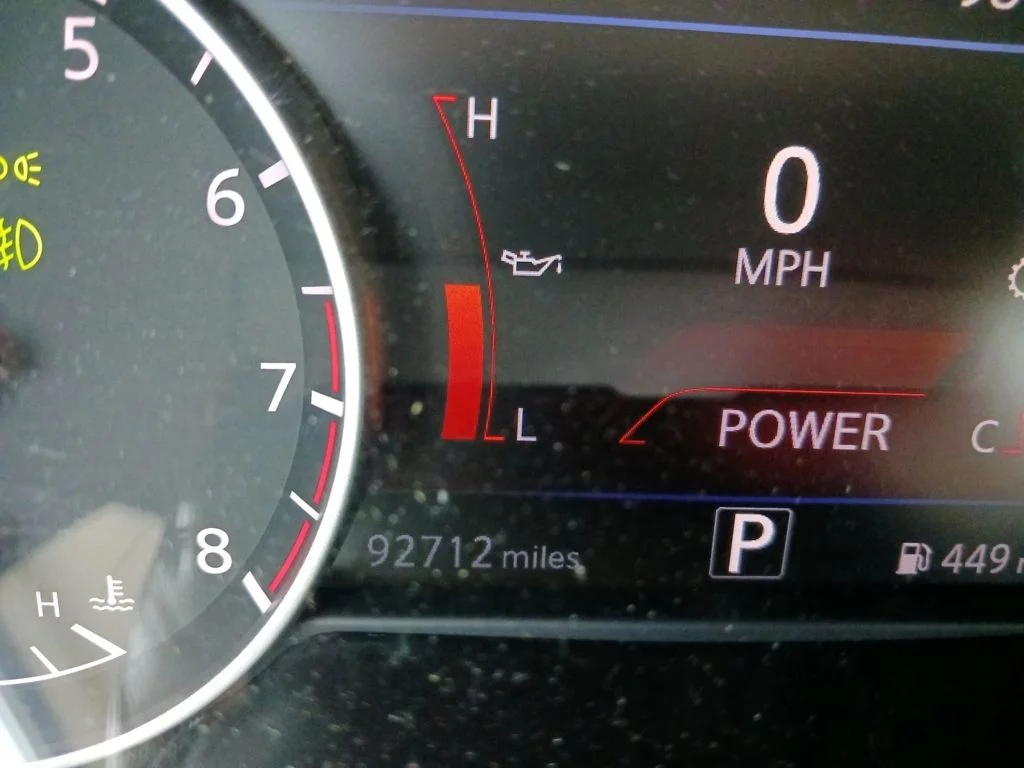 Used 2017 Brown Nissan Platinum image 10