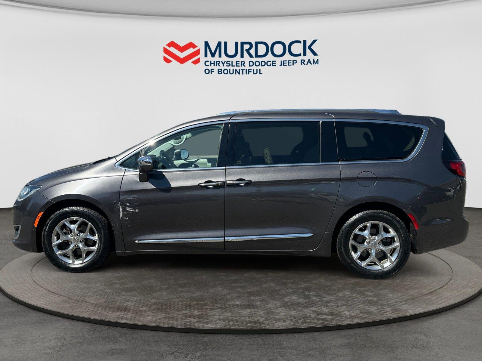 2017 Chrysler Pacifica Limited - Photo 7
