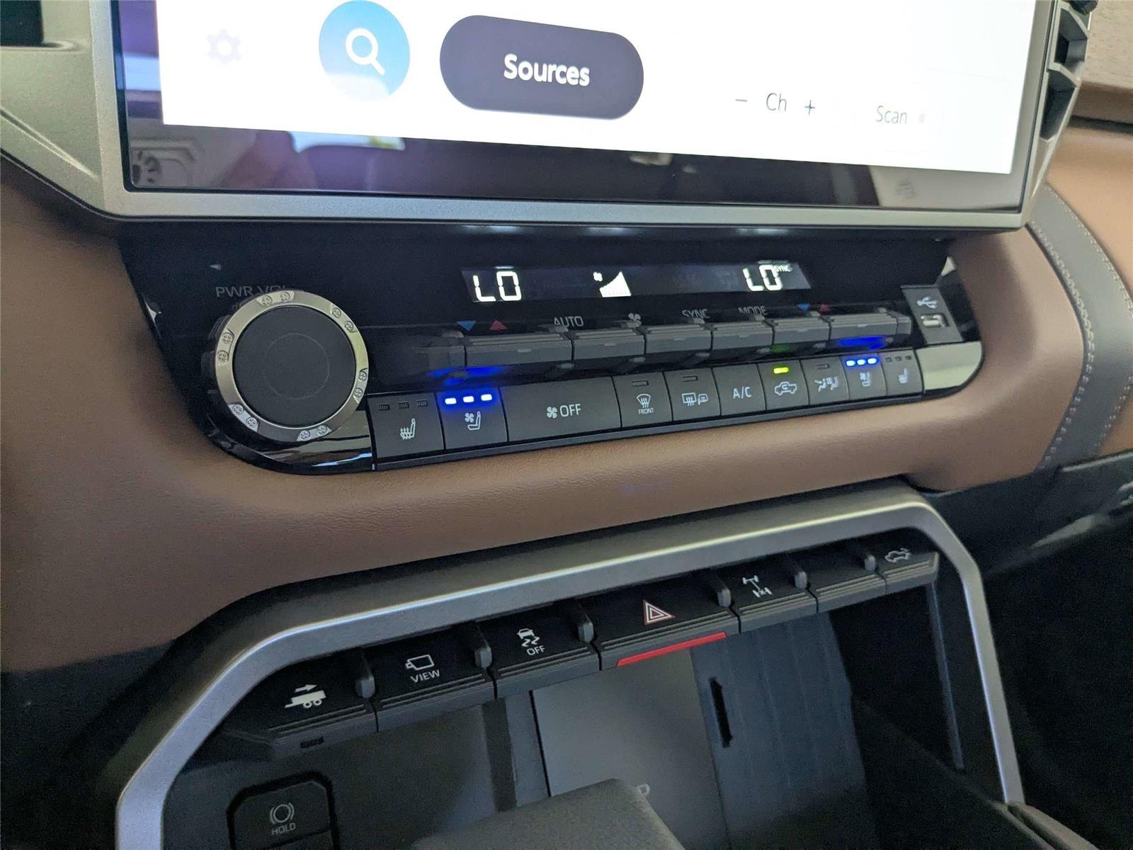 2026 Toyota Tundra 1794 Edition - Photo 17