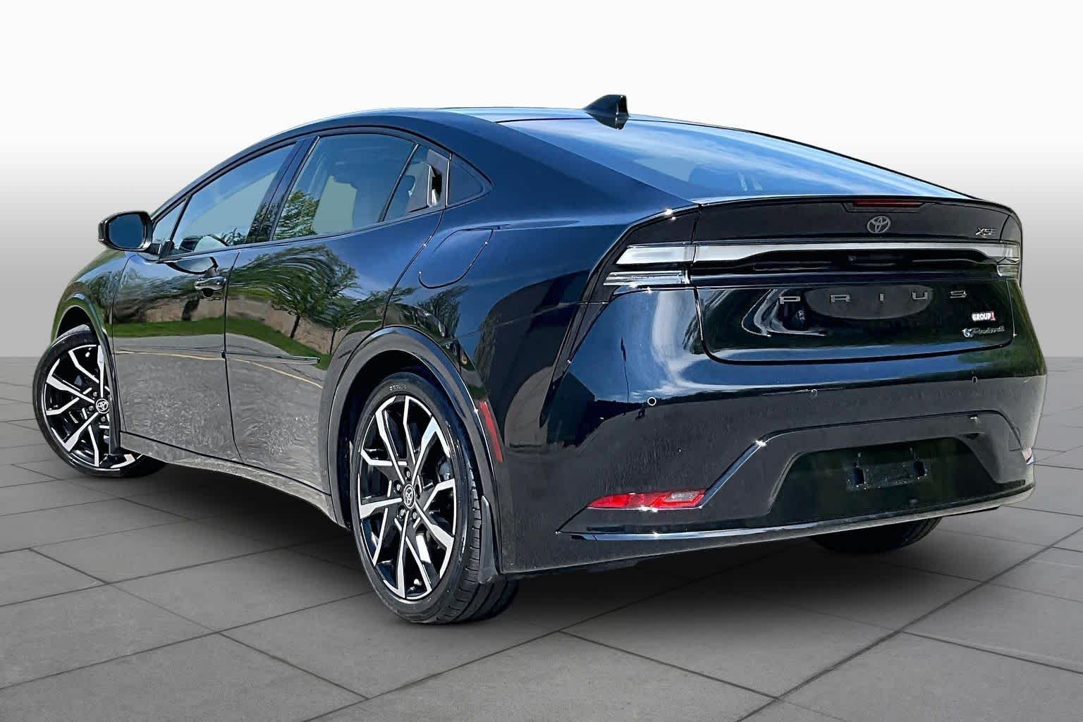 Used 2023 Midnight Black Metallic Toyota XSE Premium image 12
