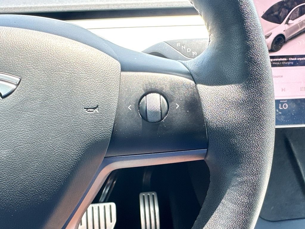 Used 2021 Pearl White Multi-Coat Tesla Performance image 19