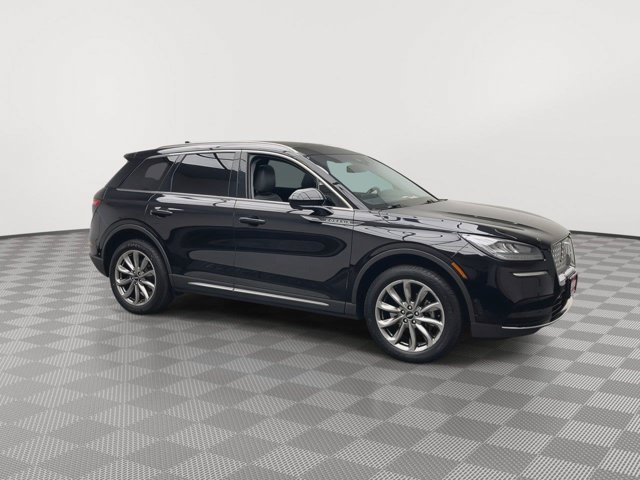 Used 2022 Infinite Black Metallic Clearcoat Lincoln Standard image 42