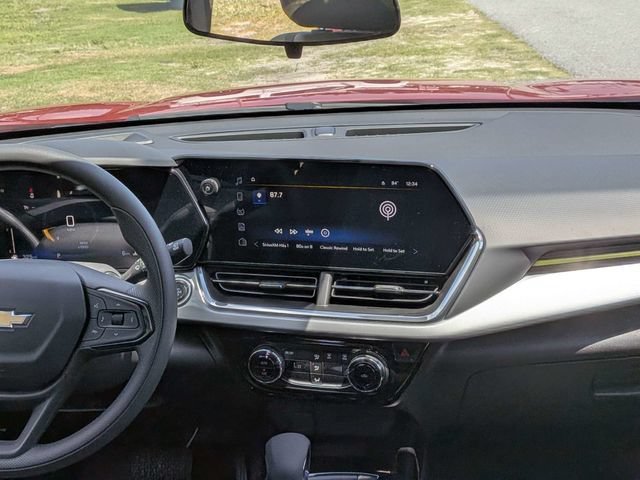 2026 Chevrolet Trax LT - Photo 17