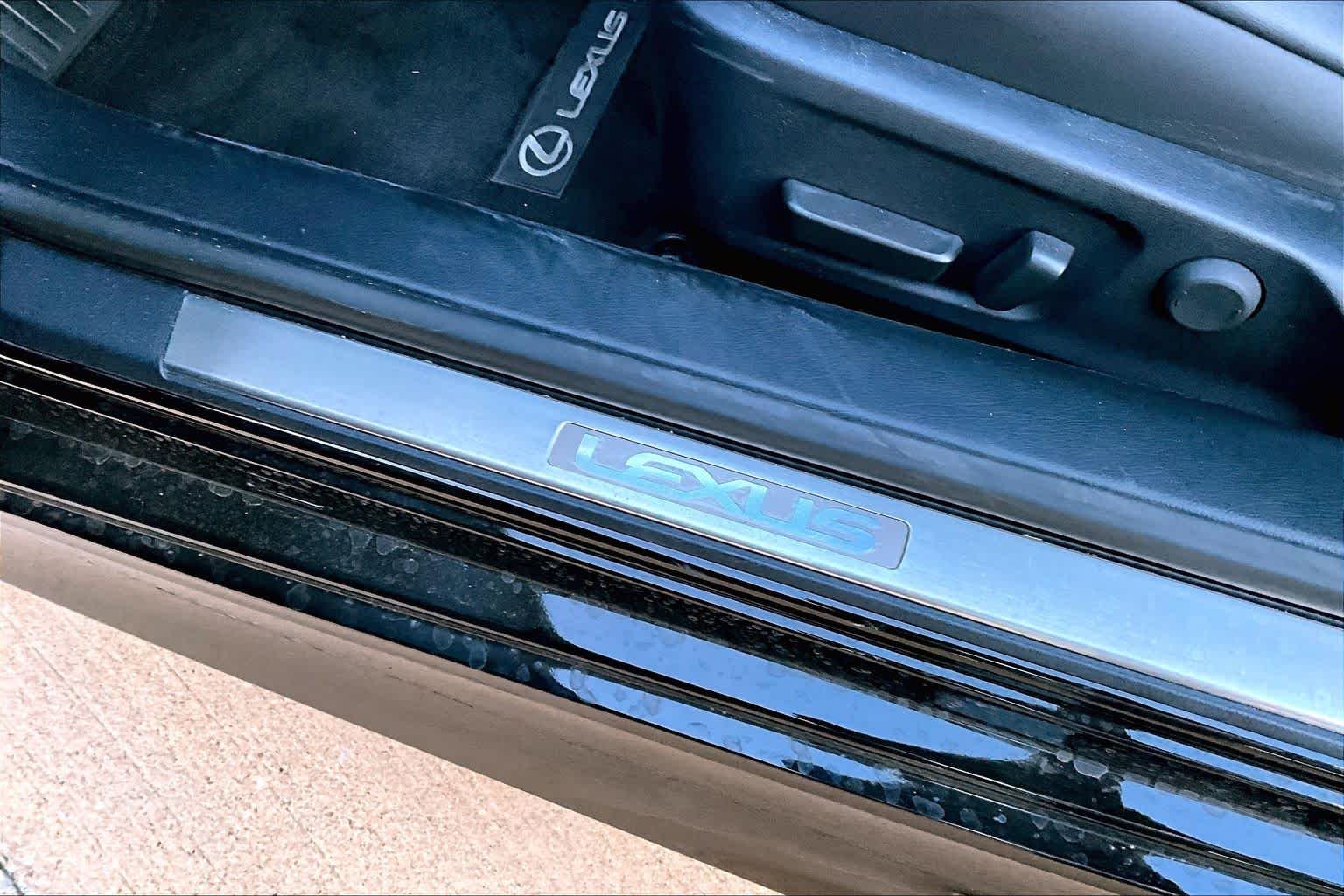 Used 2023 Obsidian Lexus  image 34