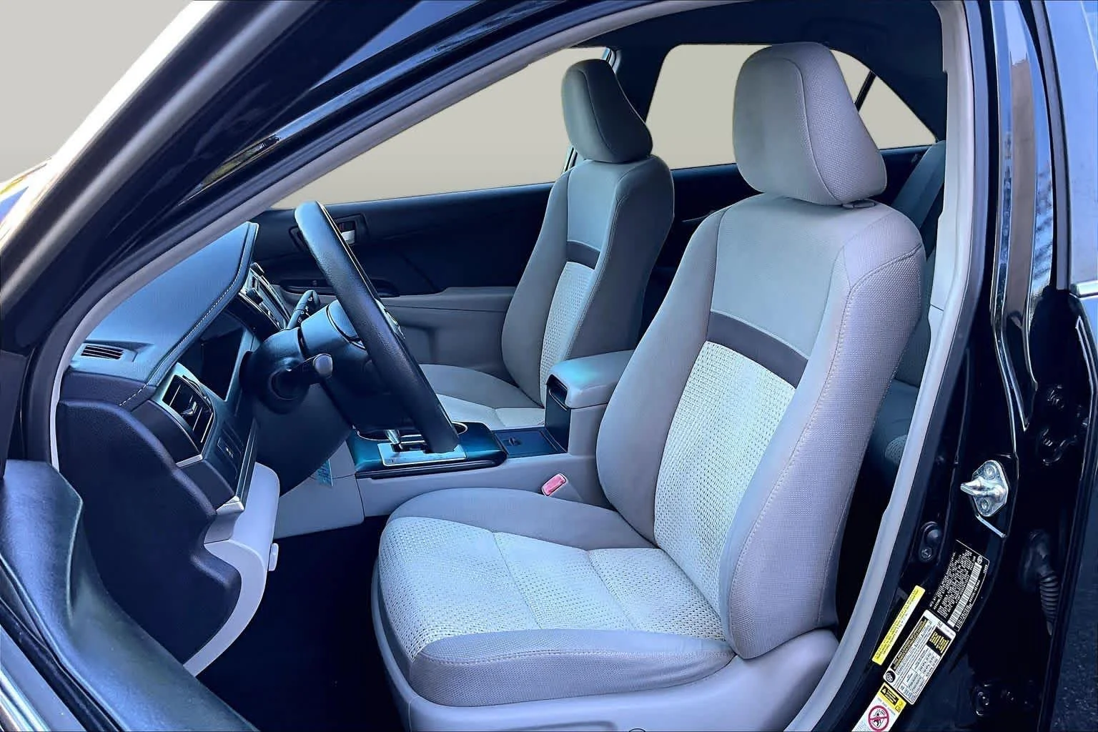 Used 2014 Attitude Black Metallic Toyota LE image 8
