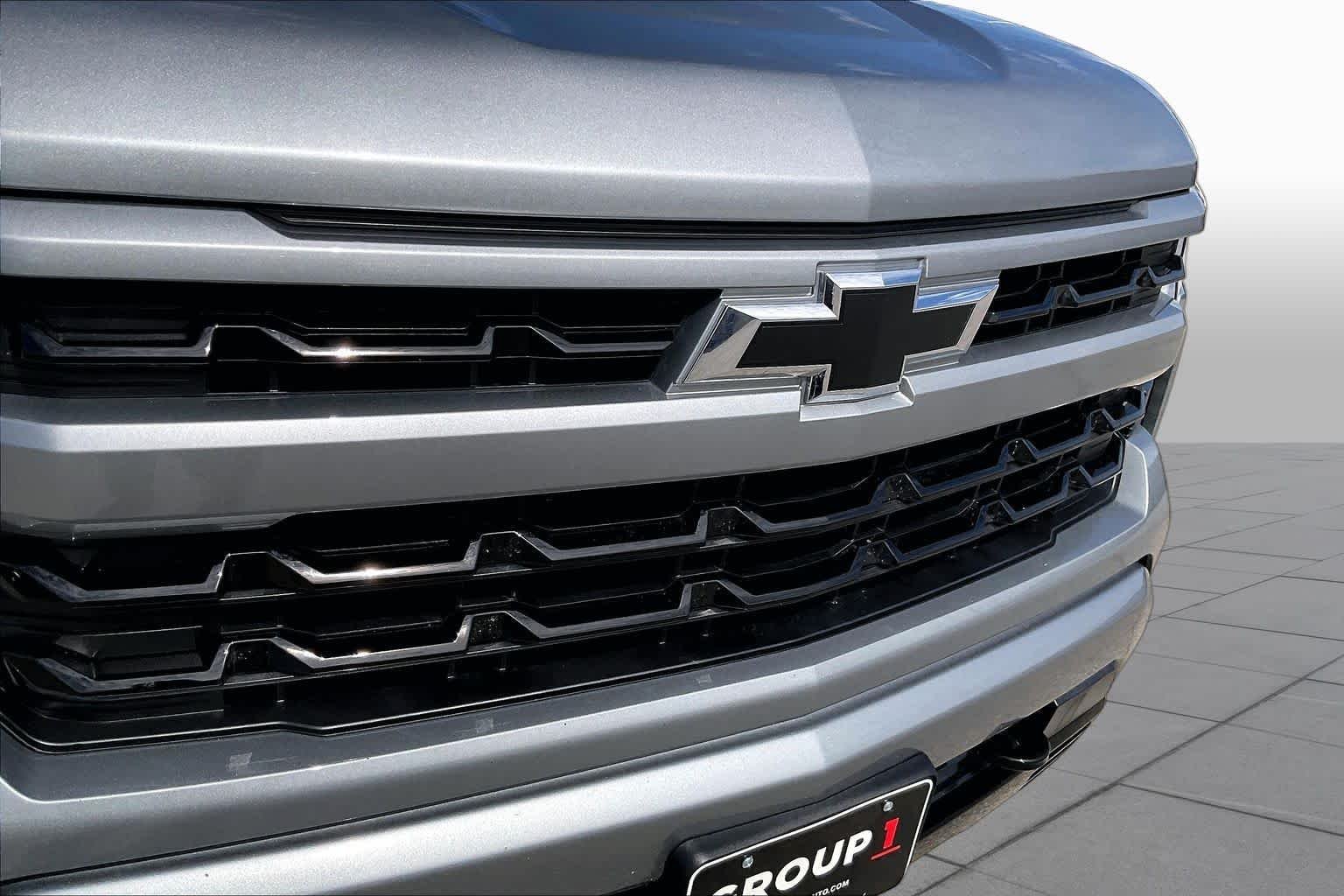 Used 2026 Sterling Gray Metallic Chevrolet RST image 27