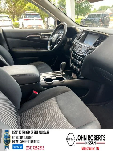 Used 2019 Red Nissan SV image 10