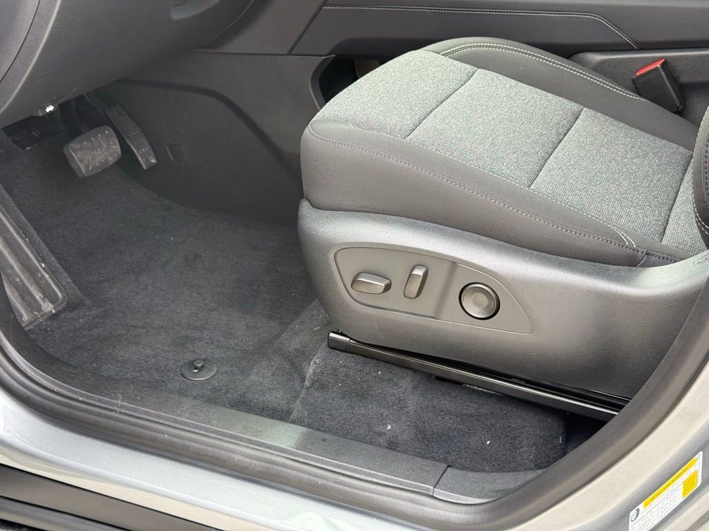 2026 GMC Acadia Elevation - Photo 19