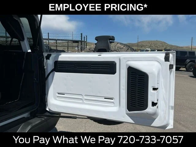 Used 2021 White Ford Badlands image 19
