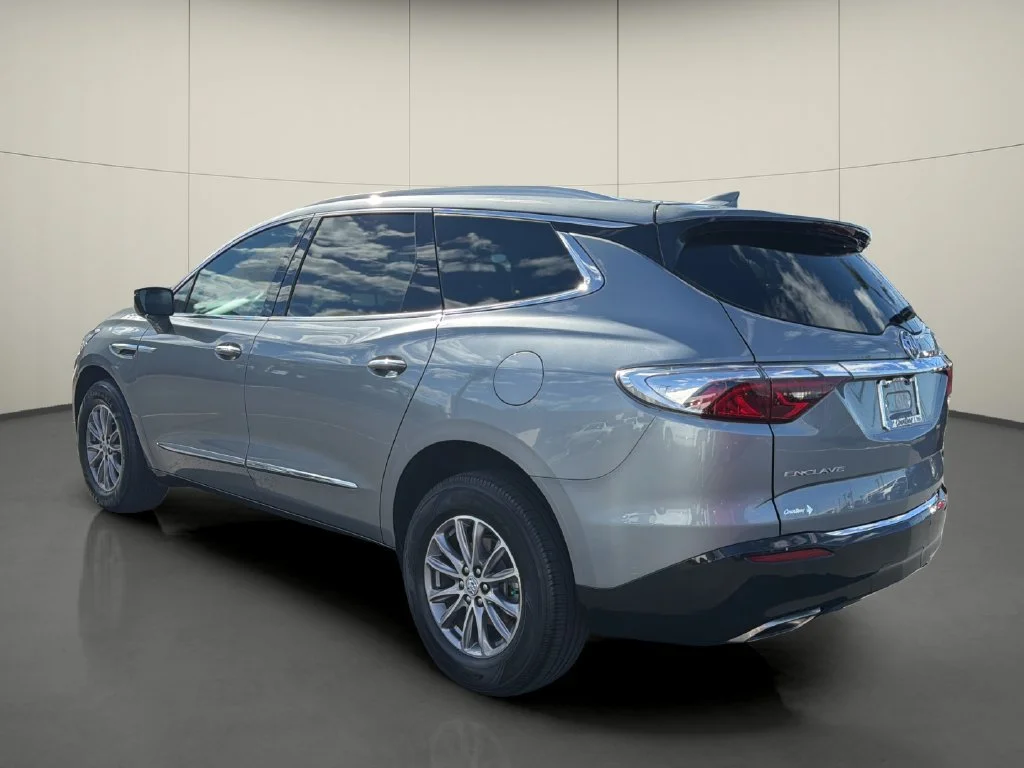 Used 2023 Includes Pitch Dark Night lower exterior accent color.) Buick Essence image 10