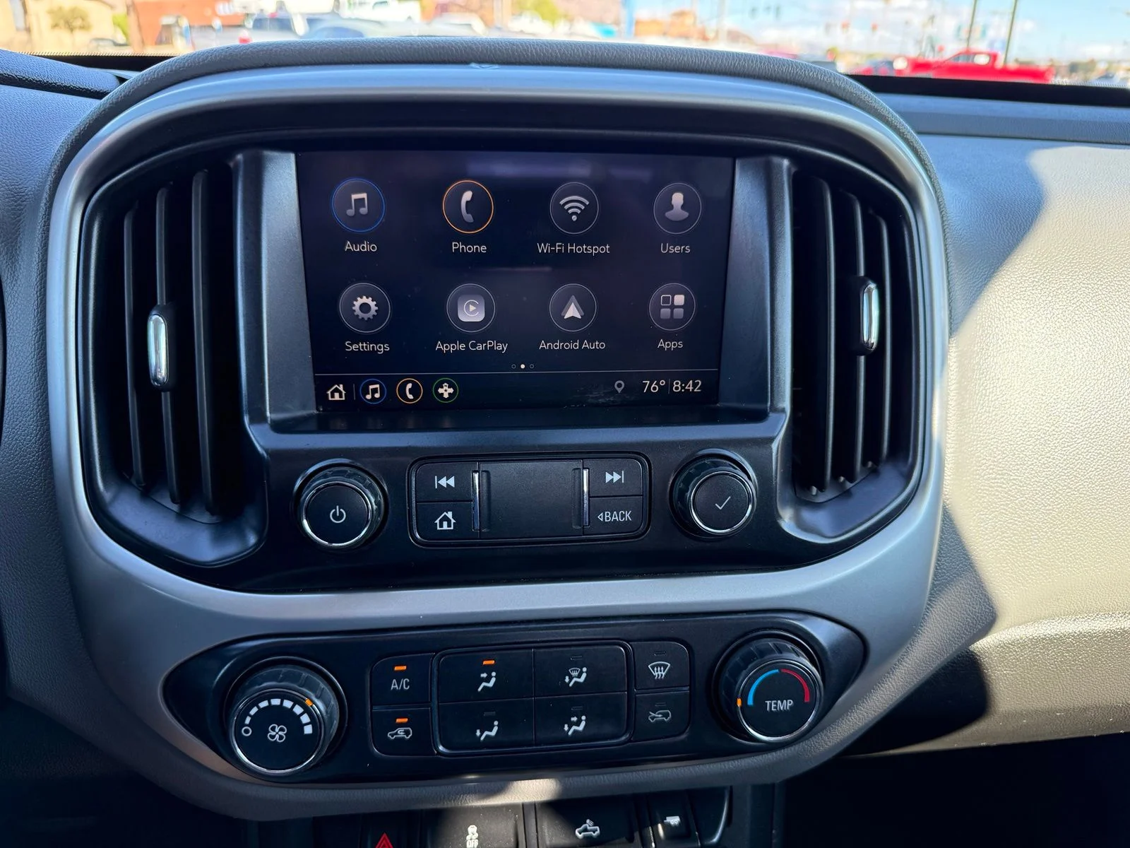 Used 2020 White Chevrolet LT image 19