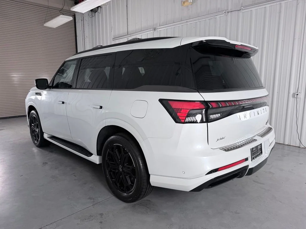 New 2027 RADIANT WHITE INFINITI Sport 4WD image 8