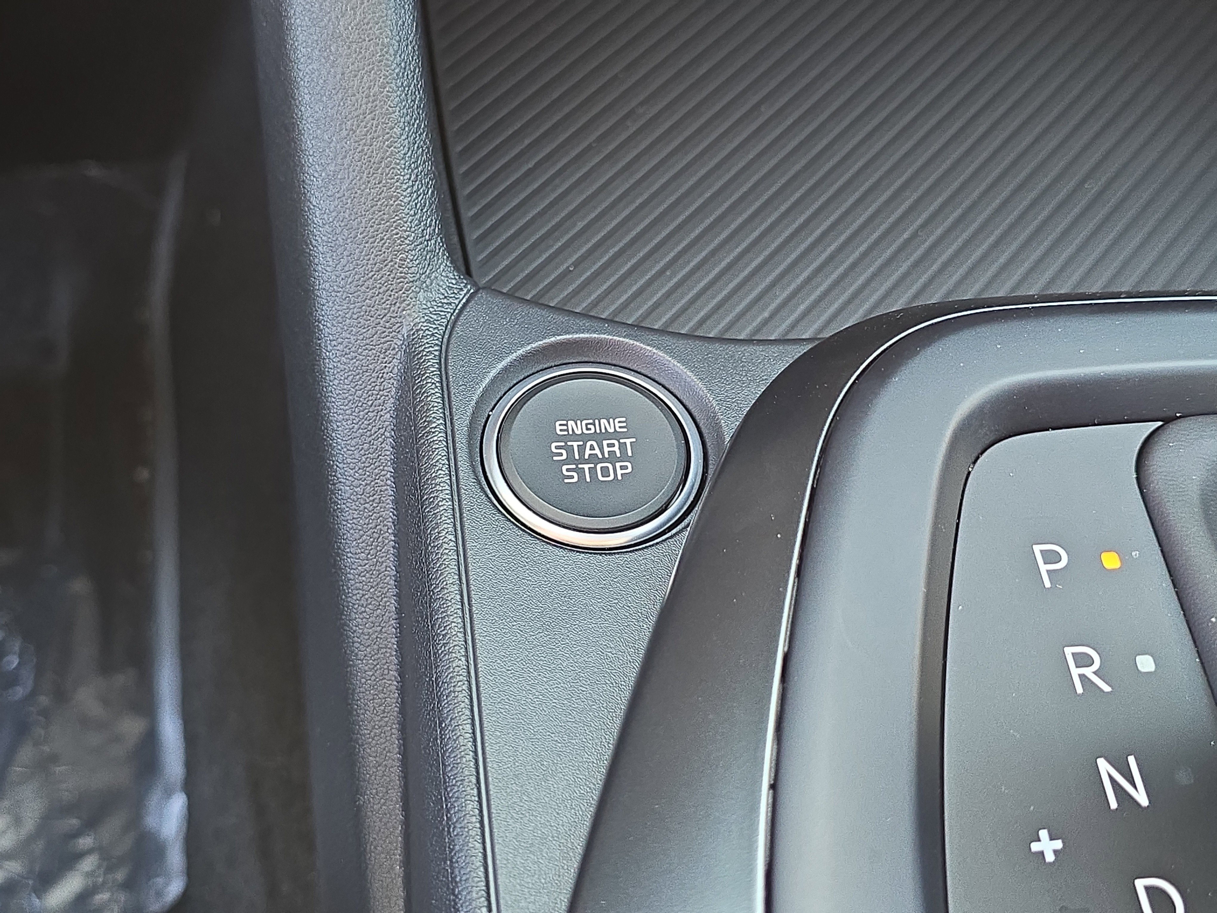 New 2026 Snow White Pearl Kia LXS image 26