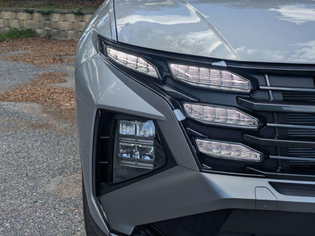 New 2026 Silver Hyundai SEL Convenience image 9