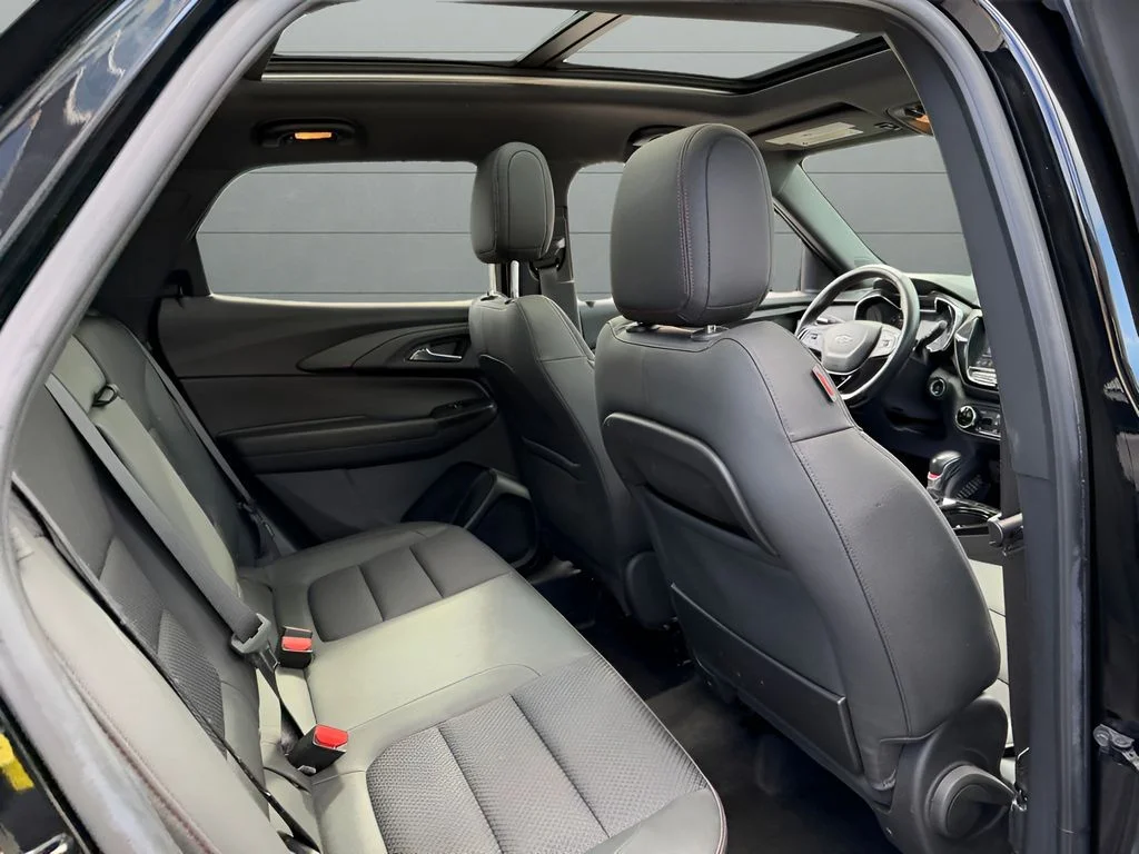 Used 2023 Black Chevrolet RS image 27