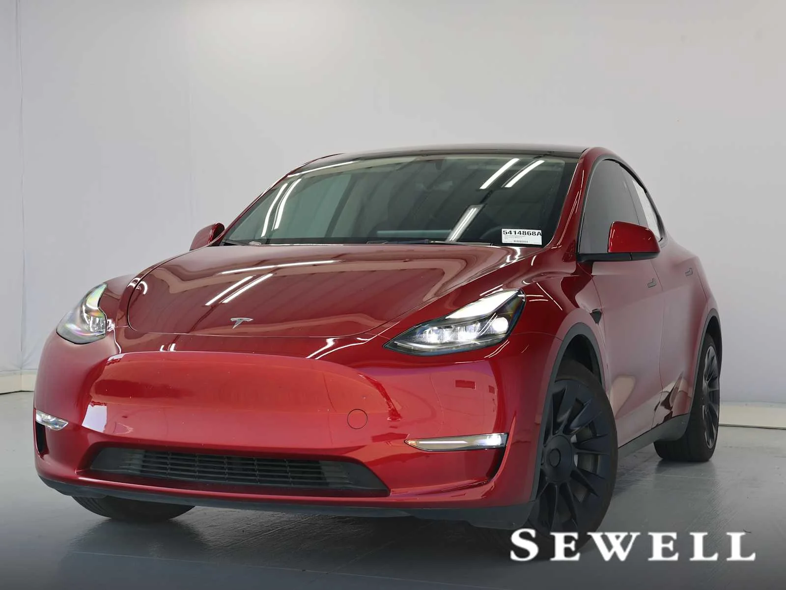 2024 Tesla Model Y Long Range Dual Motor All-Wheel Drive's photo