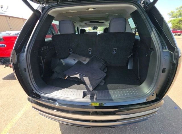 Certified Used 2026 Abyss Black Hyundai Limited image 15