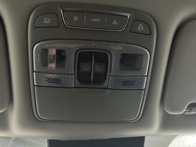 Used 2022 Gray Kia SX image 29