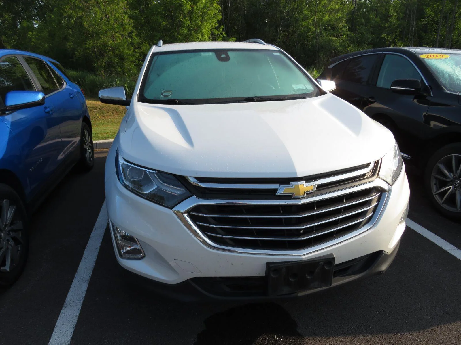 Used 2018 IRIDESCENT PEARL TRICOAT Chevrolet Premier image 4