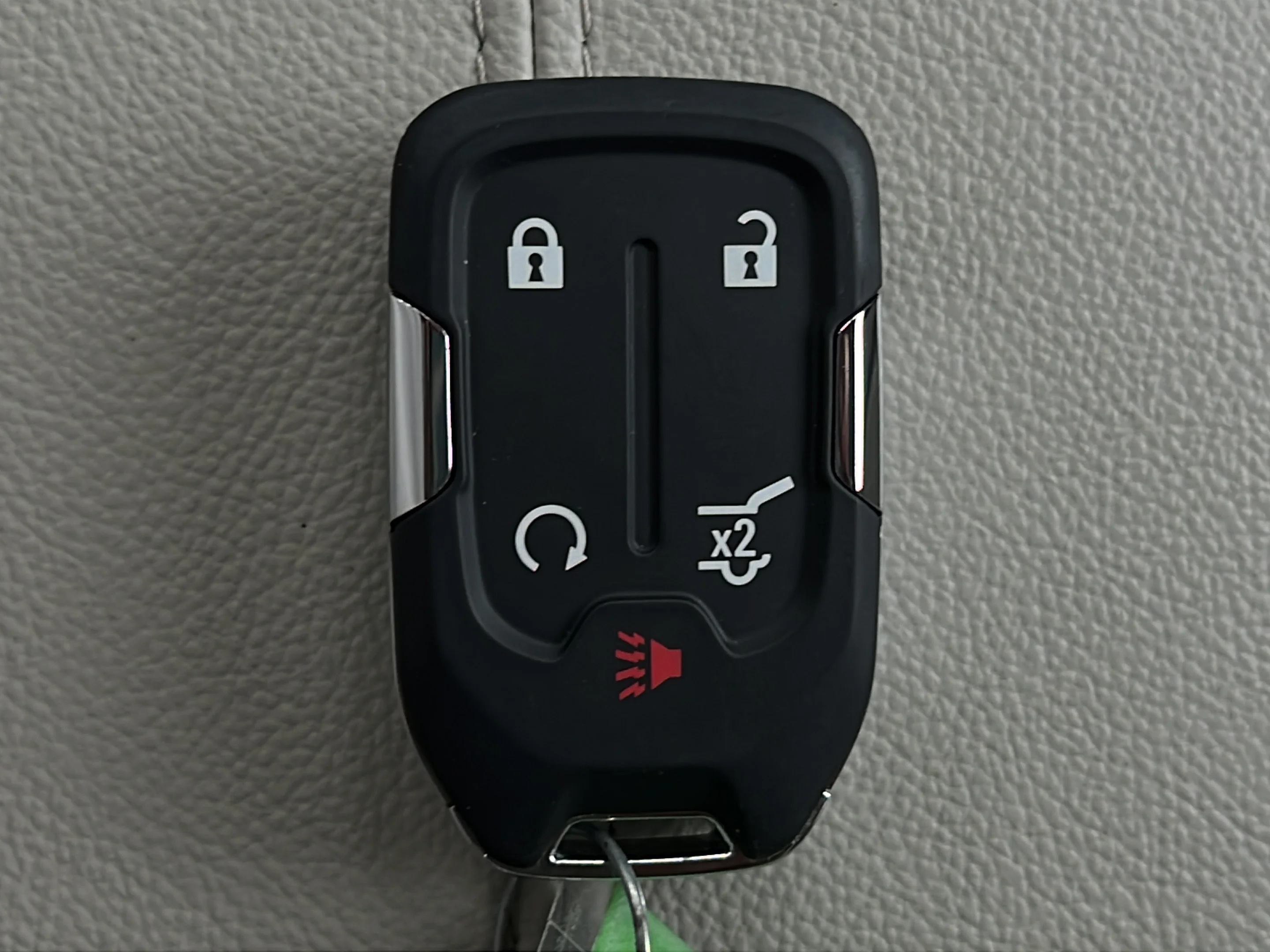 Used 2024 Downpour Metallic GMC Denali image 23