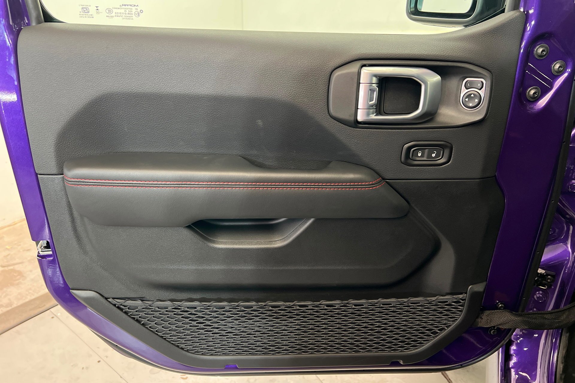 New 2026 Reign Exterior Paint Jeep Rubicon X image 15